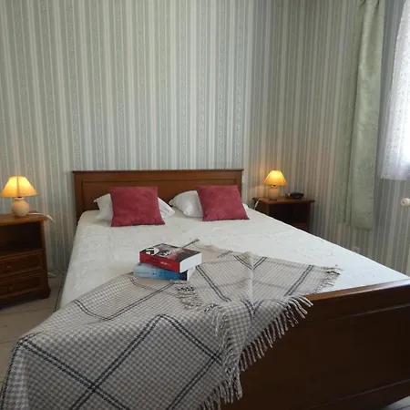 Maison Spacieuse Avec Jardin Clos, Animaux Acceptes, Pres Des Plages - Fr-1-540-255 *