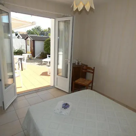 度假居 Maison Spacieuse Avec Jardin Clos, Animaux Acceptes, Pres Des Plages - Fr-1-540-255 *